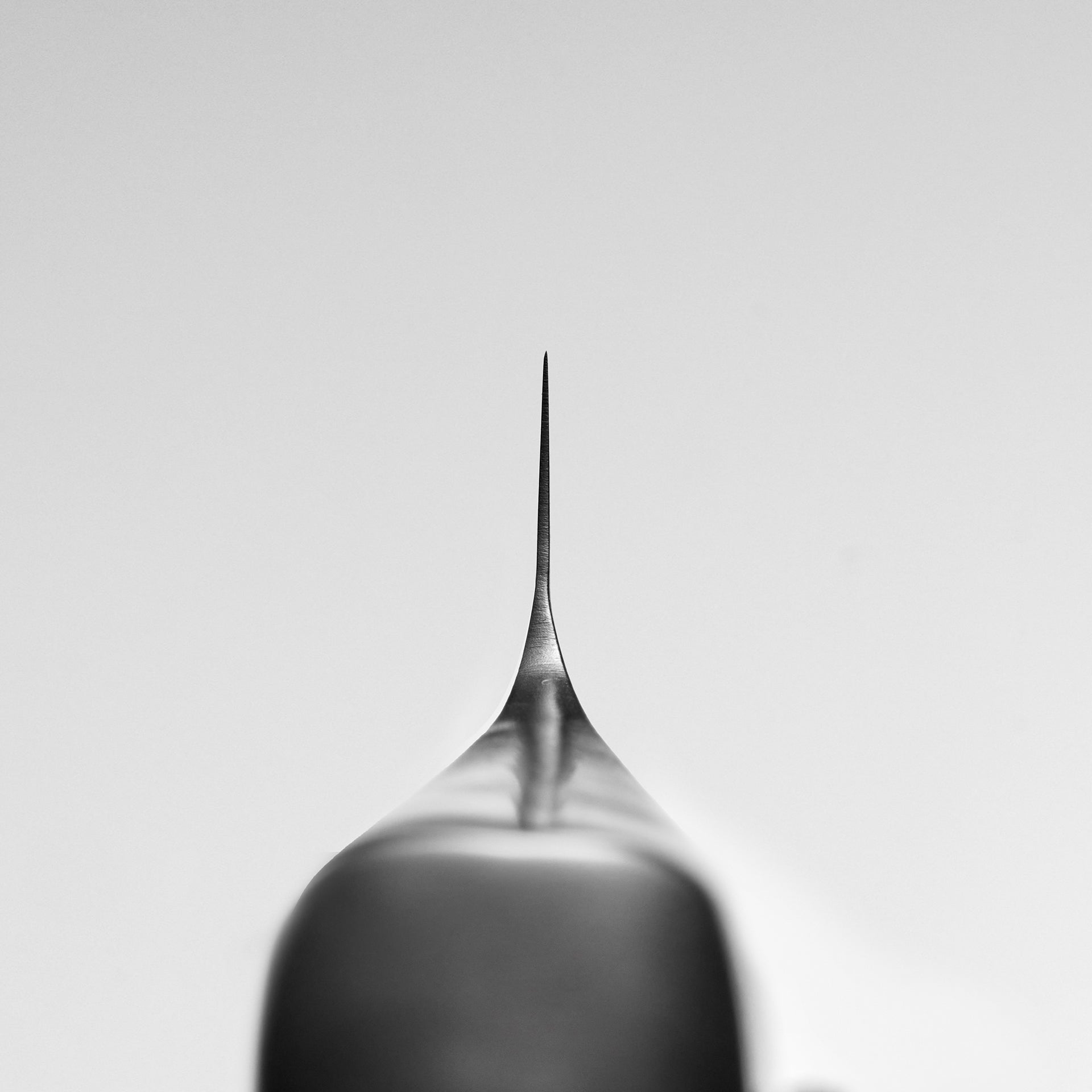 kuro by YEBISUYAIBA 三徳包丁 18cm / 食洗機対応 オールステンレス